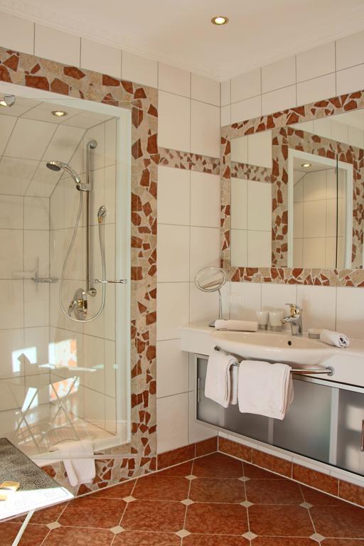 Ferienwohnung Schossleitner - Der Wohlfuehl-Ansitz Am Wolfgangsee Mit Weitblick Sankt Gilgen Room photo